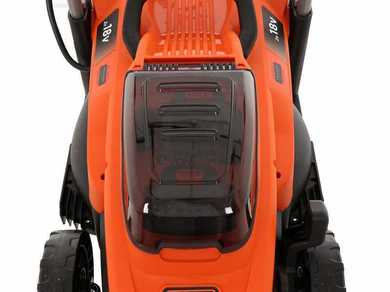https://www.agrieuro.co.uk/share/media/images/products/insertions-h-normal/23878/black-decker-bcmw33184l2-qw-battery-powered-electric-lawn-mower-36-v-4-0ah-battery-powered-electric-motor--23878_2_1591361247_IMG_5eda3edf837c4.jpg