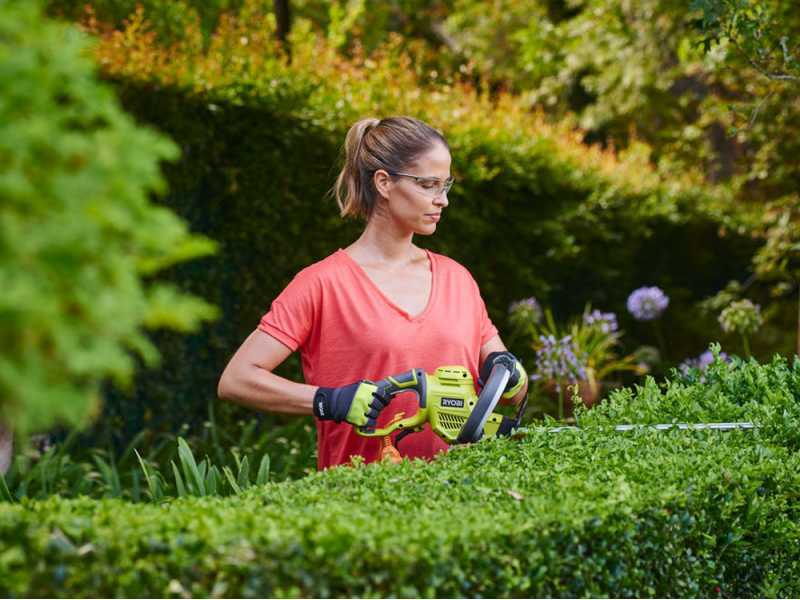 RYOBI RHT4550 450W electric hedge trimmer - 50 cm blade - 20 mm cut