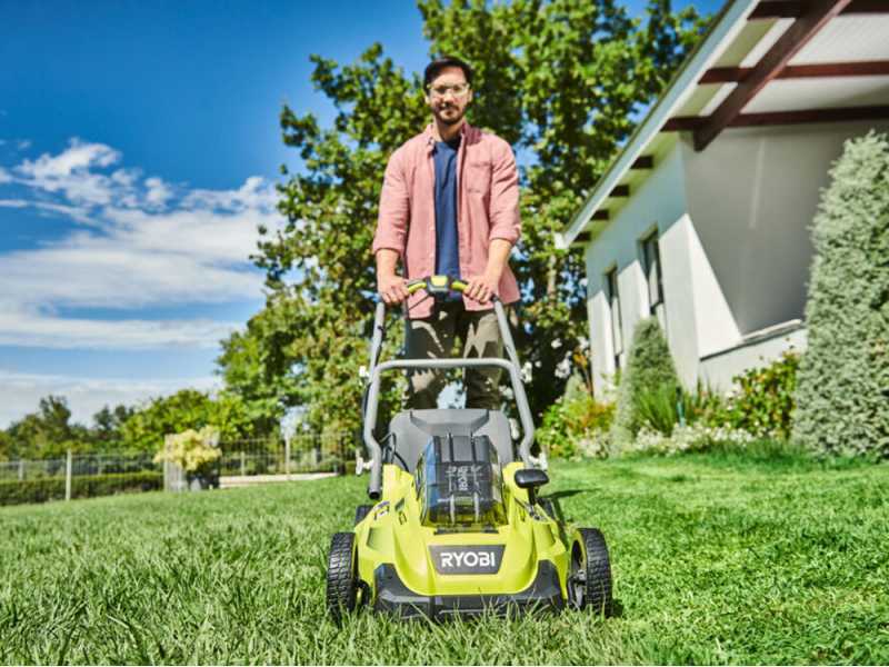 Ryobi RLM36X41H50PG - Battery grass trimmer - MAX POWER 36V/5Ah - Cutting 40 cm