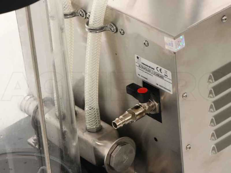 Il-Tec Ultrafiller 2 Pneumatic Vacuum Filler - Bottle filling machine for food-grade liquids