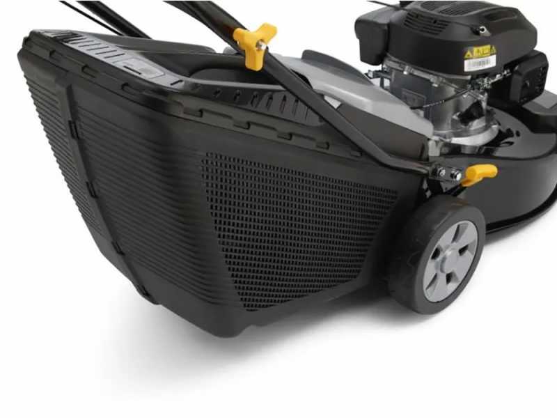 Alpina AL4 46 A Hand-Push Lawn Mower - Stiga ST 120 Engine