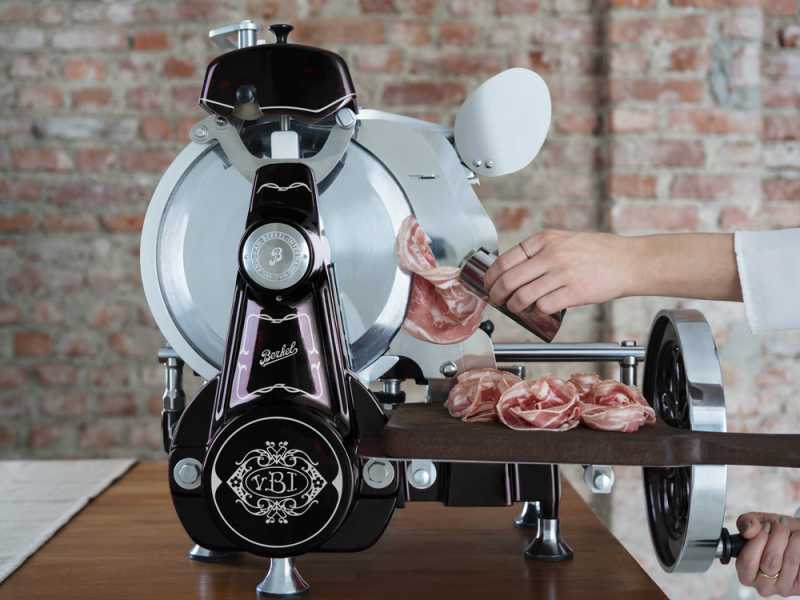 BERKEL B2 Black - Flywheel Slicer - 265 mm Steel Blade