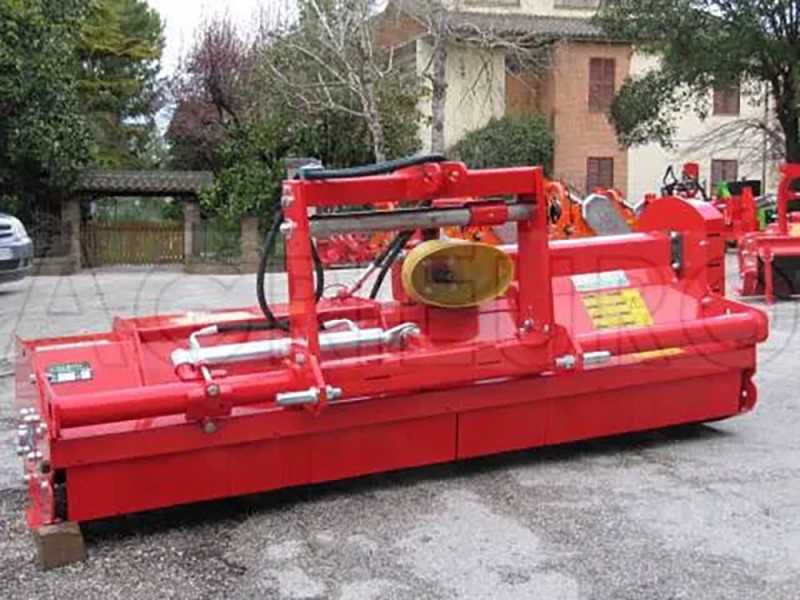 AgriEuro FL 138 Medium-series Flail Mower with Hydraulic Side Shift - Counterclockwise PTO (left-hand rotation)