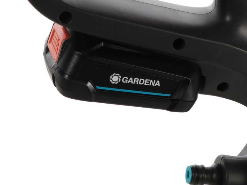 Gardena AquaBrush Patio 03/18V P4A - Battery-powered floor washer - with 18V starter kit - 2.5Ah