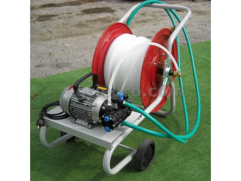 https://www.agrieuro.co.uk/share/media/images/products/insertions-h-normal/888/comet-mc-18-single-phase-motor-and-trolley-electric-spraying-pump-kit--agrieuro_888_1.jpg